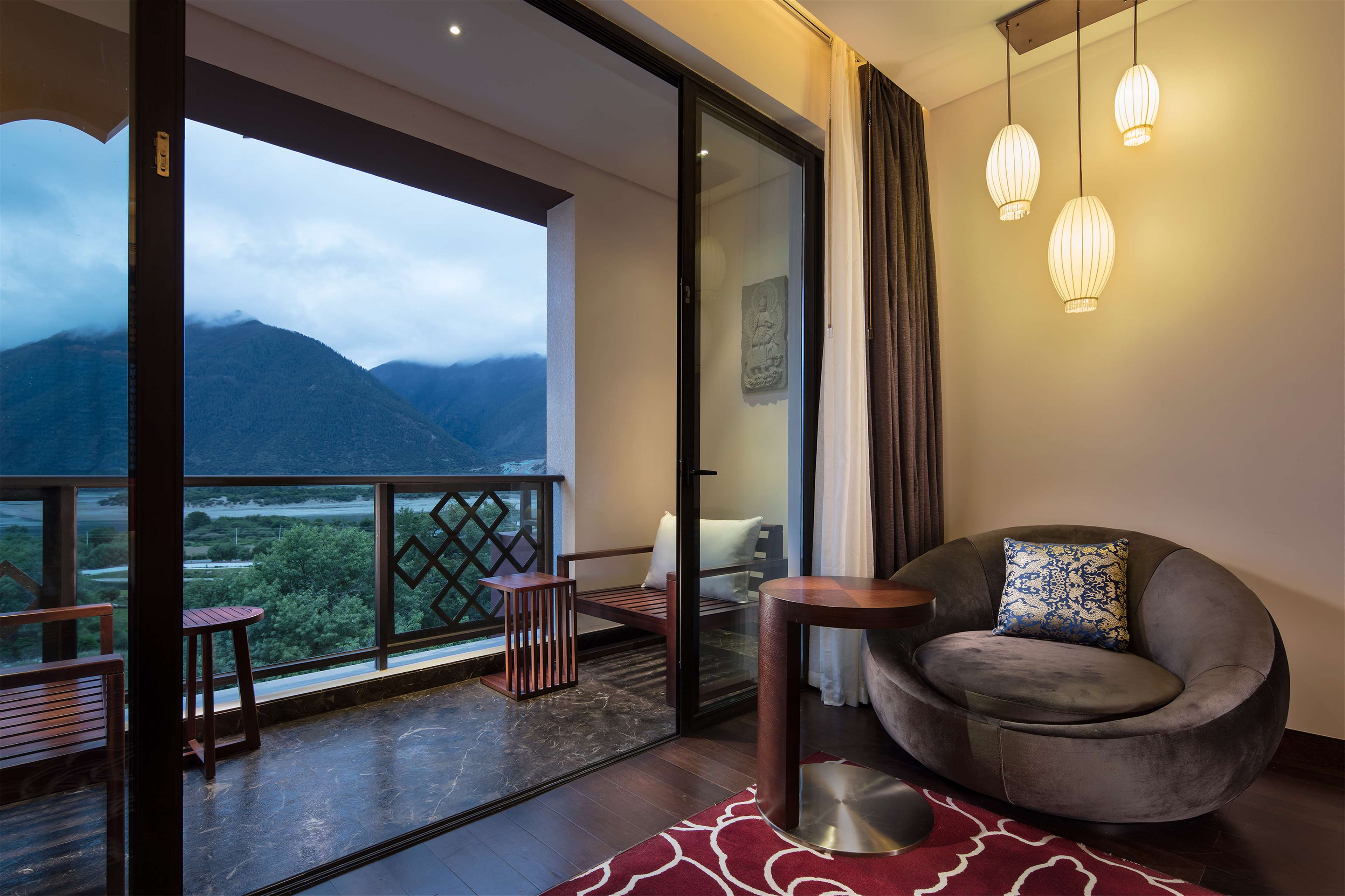 Hilton Linzhi Resort Room Type - ACCESSIBLE ROOM