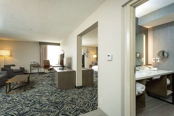 - DoubleTree by Hilton Harrisonburg - I-81, Exit 247