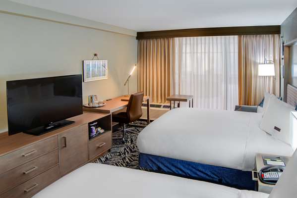  - DoubleTree by Hilton Harrisonburg - I-81, Exit 247