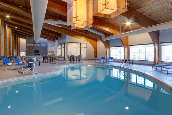 Pool - DoubleTree by Hilton Harrisonburg - I-81, Exit 247