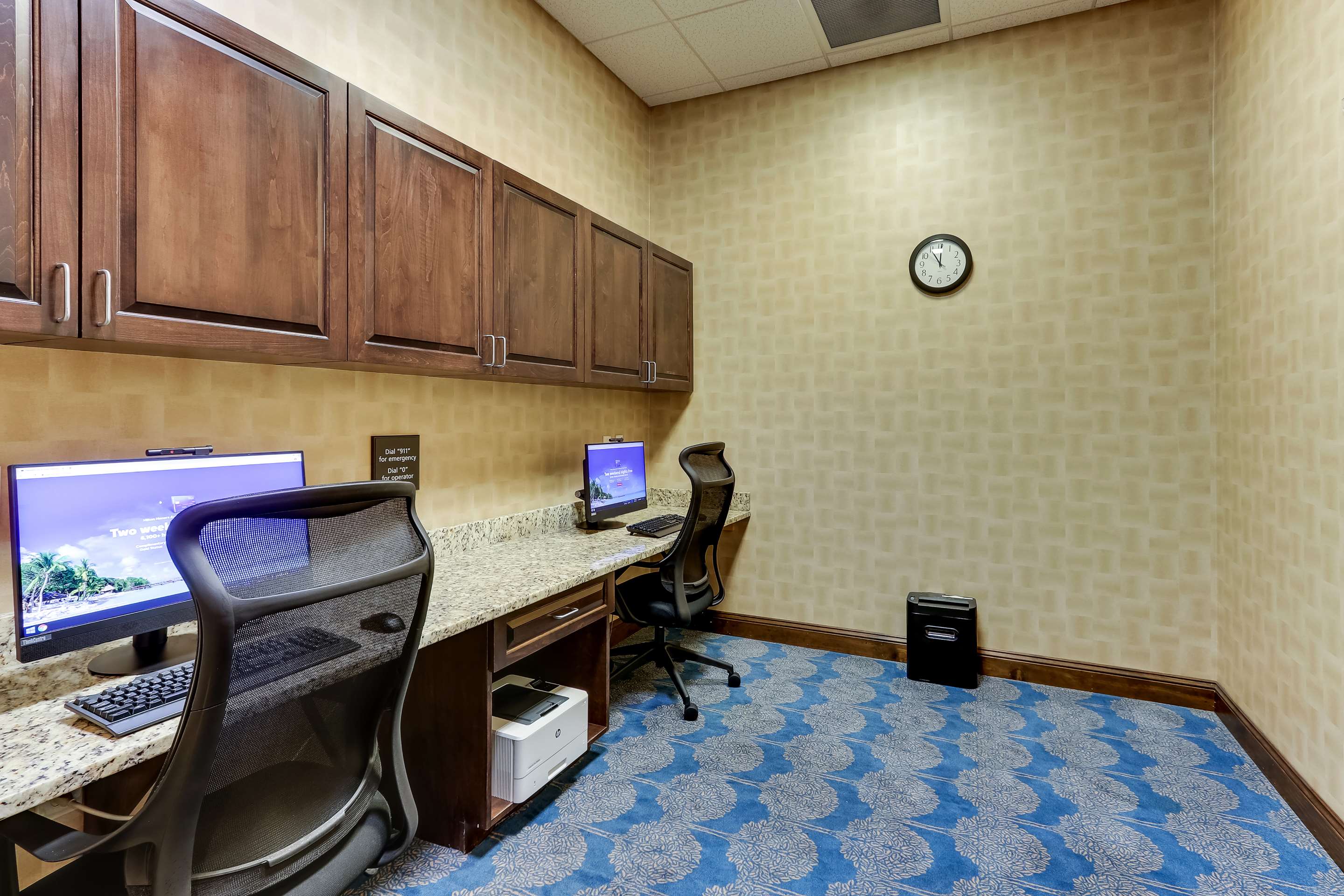 Business Center | Hampton Inn & Suites Hartsville