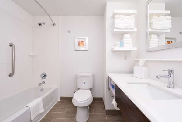  - Hampton Inn El Centro