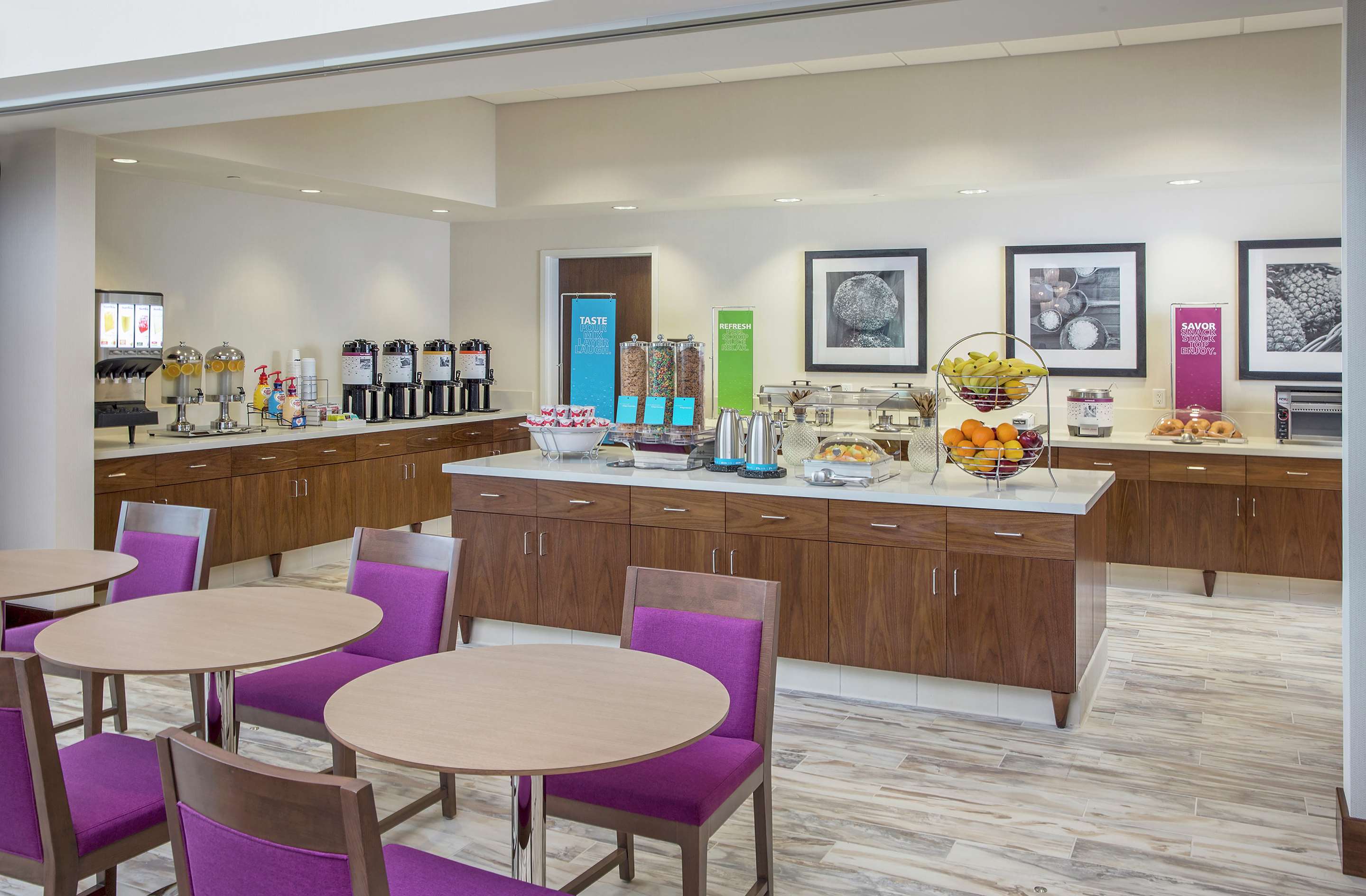 Restaurant | Hampton Inn & Suites Oahu/Kapolei