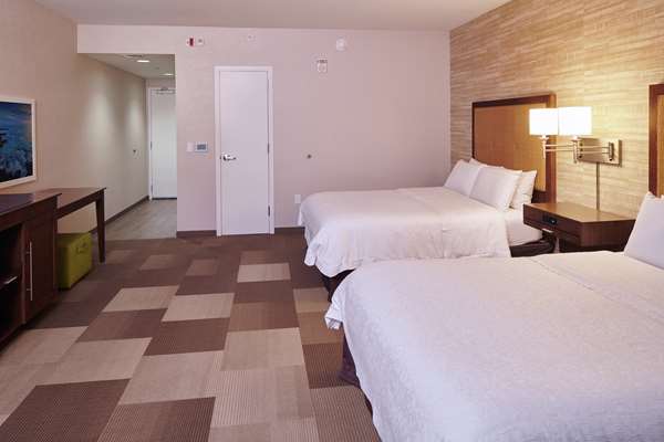  - Hampton Inn & Suites Kapolei