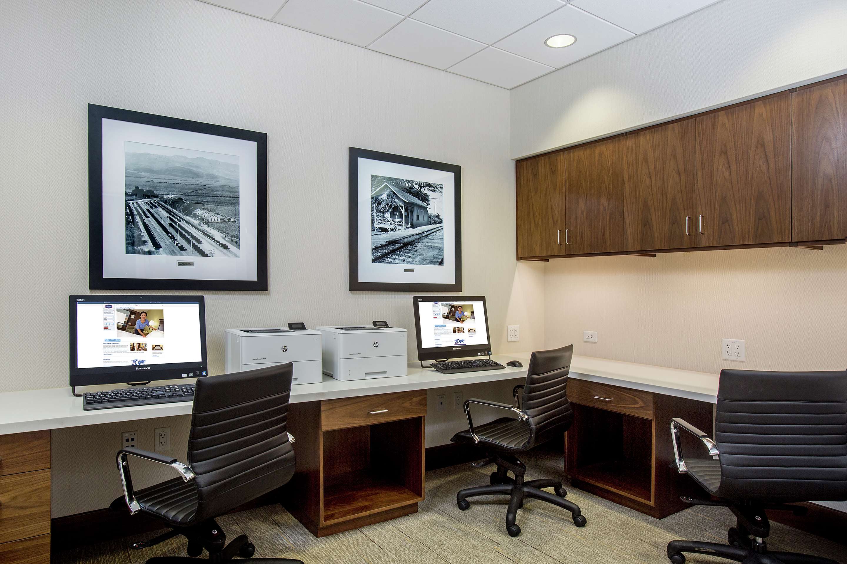 Business Center | Hampton Inn & Suites Oahu/Kapolei
