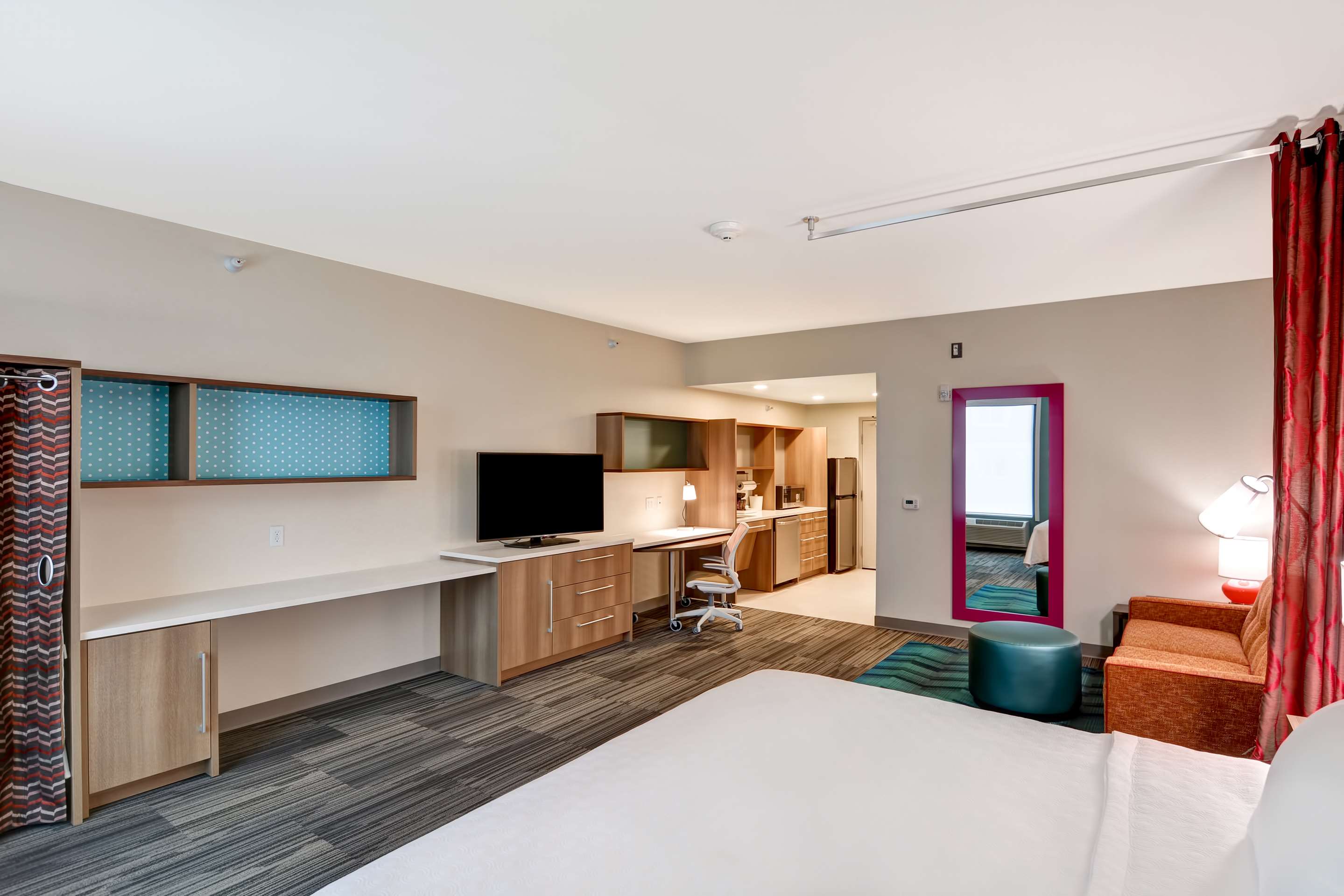 Guest room