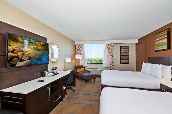  - DoubleTree by Hilton Hotel Whittier