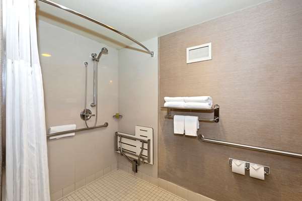  - DoubleTree by Hilton Hotel Whittier