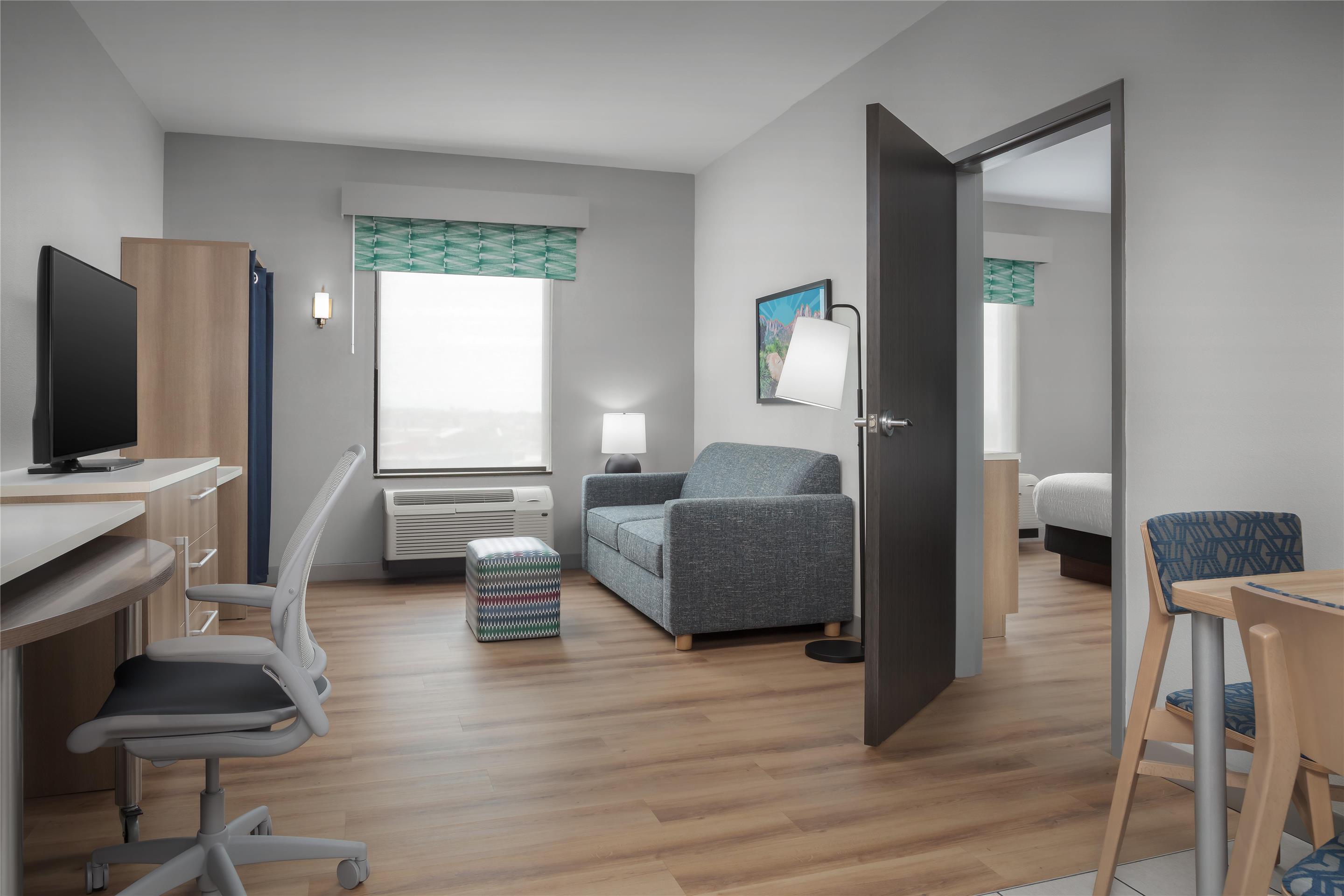 Guest room