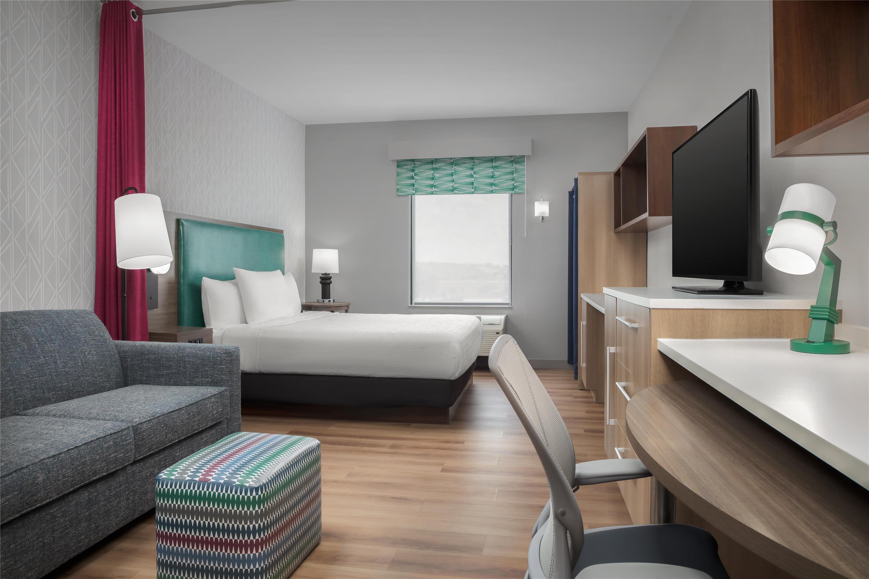 Guest room