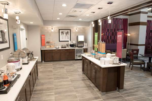 Amenities - Hampton Inn & Suites Bay City - I-75, Exit 164