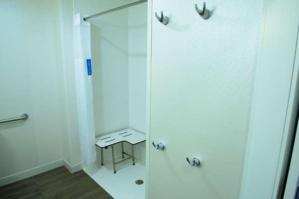  - Hampton Inn & Suites Bay City - I-75, Exit 164