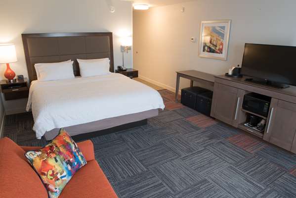  - Hampton Inn & Suites Bay City - I-75, Exit 164