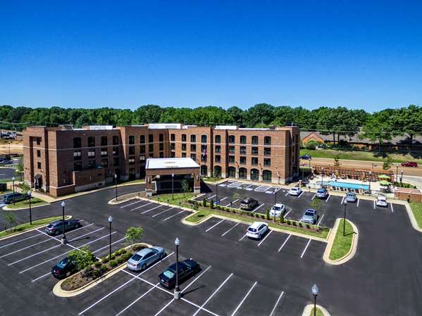Exterior view - Hampton Inn & Suites Germantown