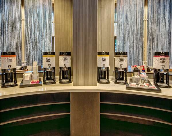 Restaurant - Hampton Inn & Suites Germantown