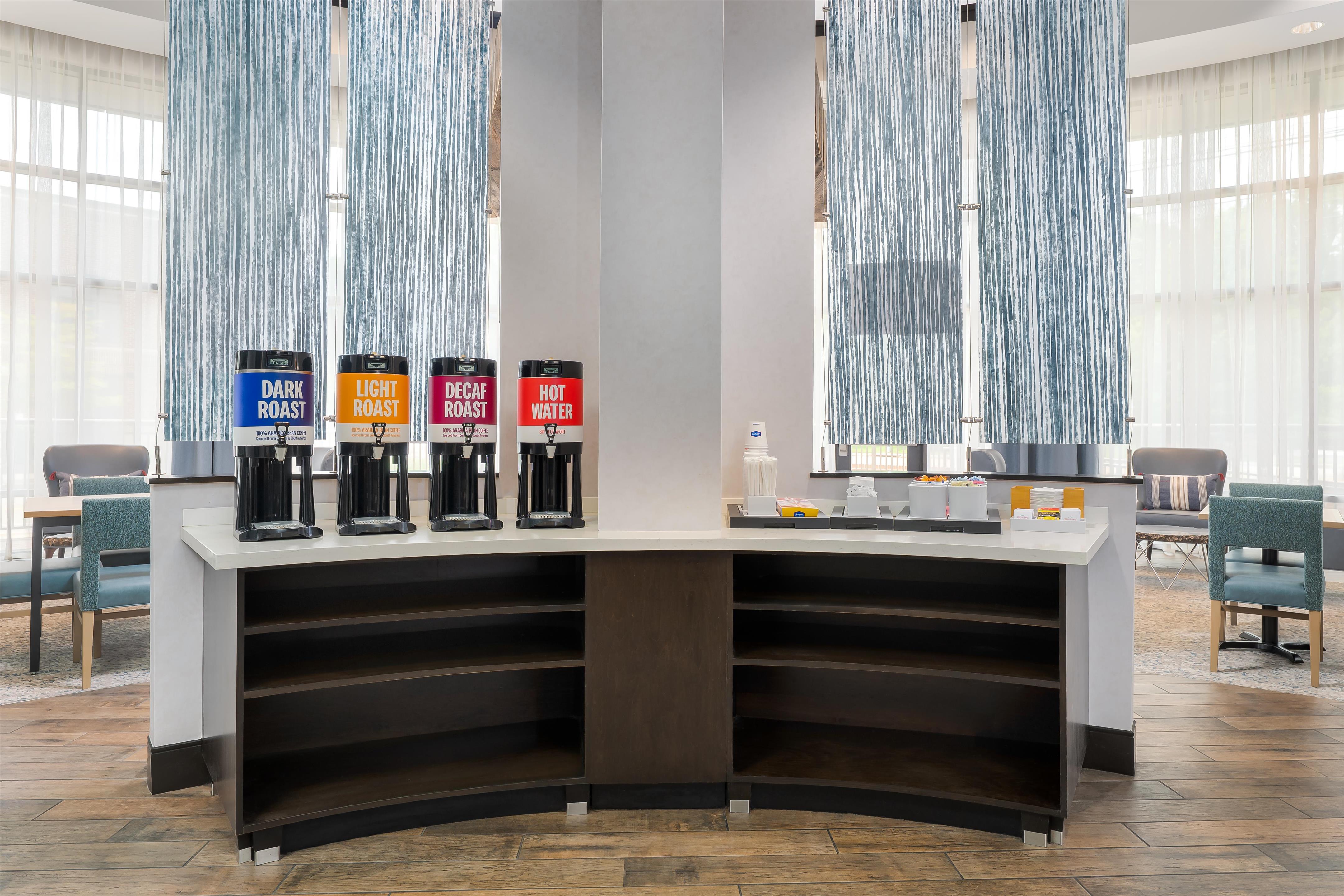 Restaurant | Hampton Inn & Suites Memphis Germantown