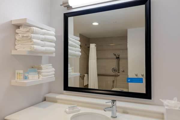  - Hampton Inn Wetumpka