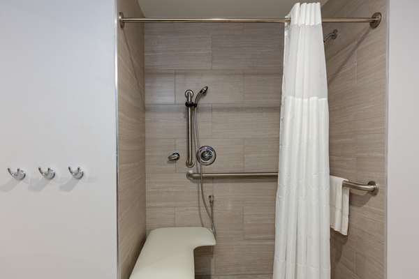  - Hampton Inn Wetumpka