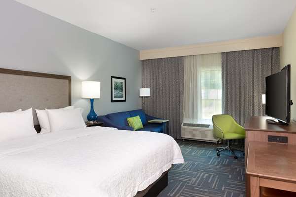  - Hampton Inn Wetumpka