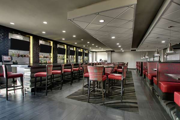 Restaurant - DoubleTree by Hilton Mt Vernon - I-57 & I-64, Exit 95