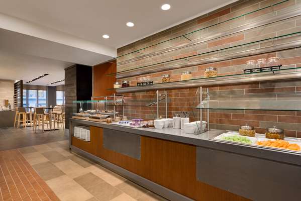 Restaurant - Embassy Suites Midtown Manhattan New York City