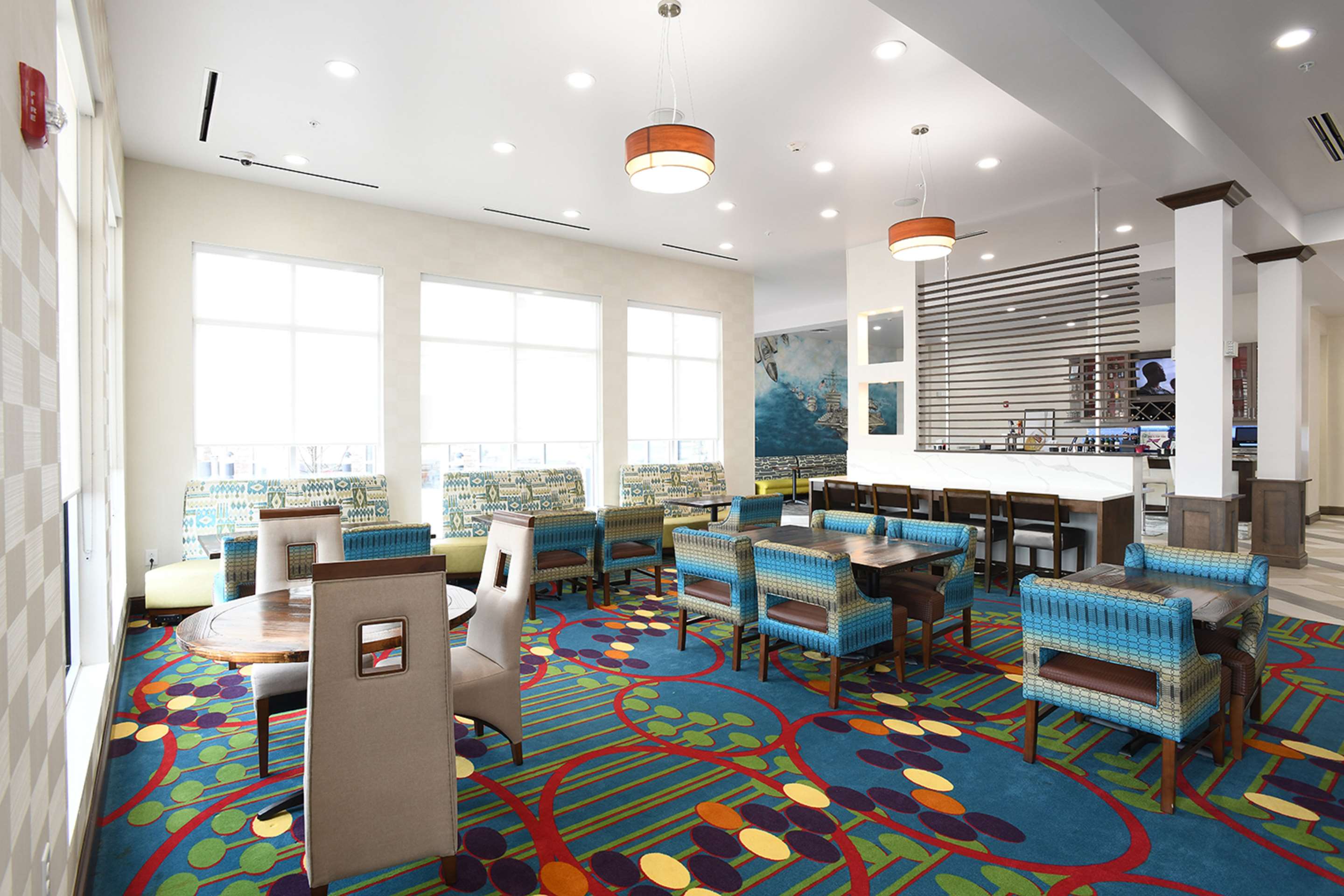 Restaurant | Hilton Garden Inn Jacksonville