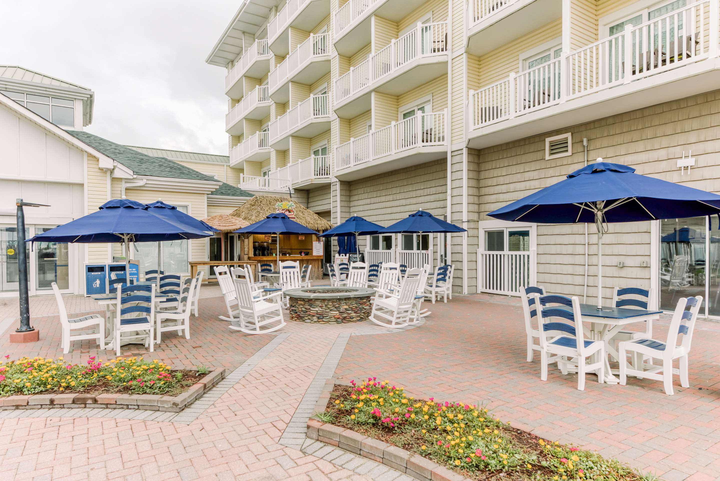 Restaurant | Hilton Garden Inn Outer Banks/Kitty Hawk