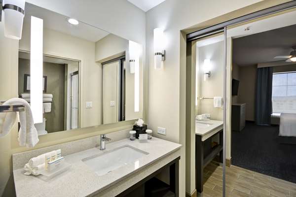  - Homewood Suites by Hilton Convention Center South Orlando - I-4, Exits 71 & 72