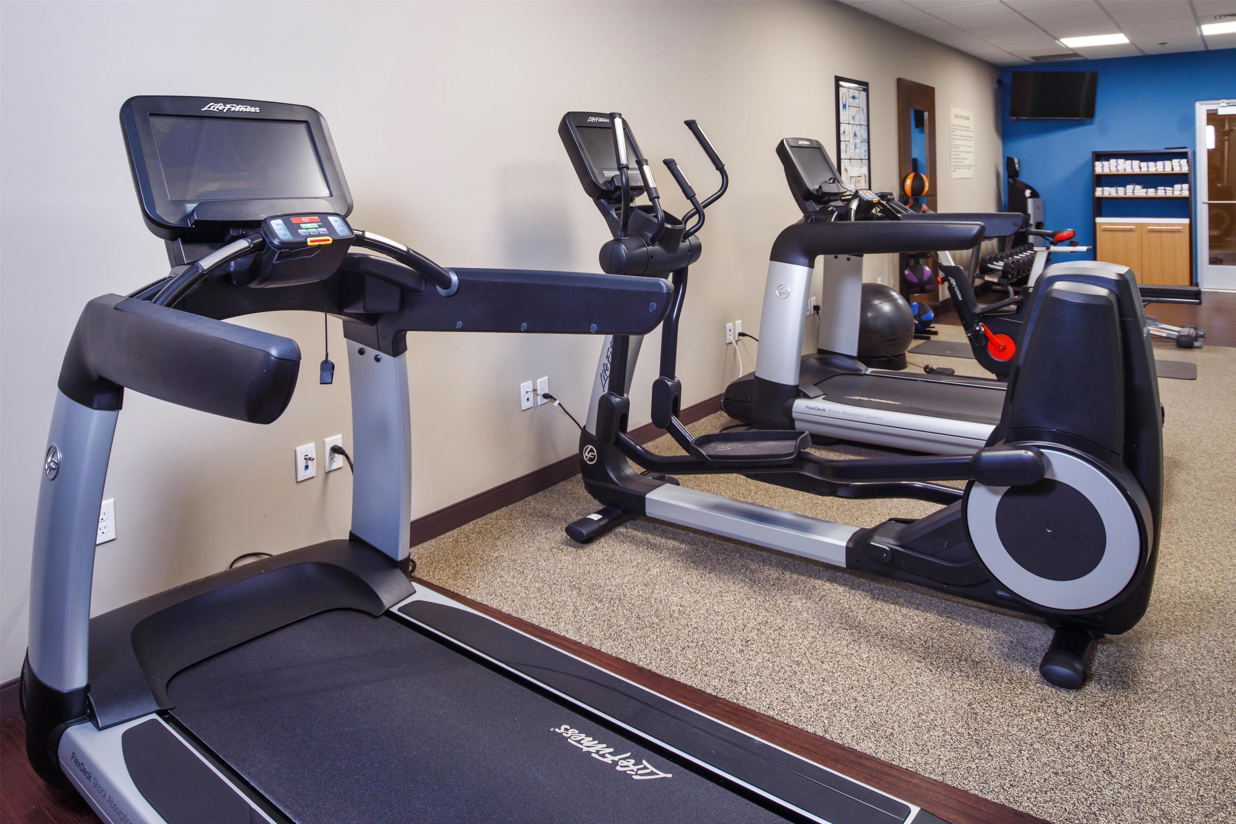 Health club fitness center gym | DoubleTree by Hilton Neenah
