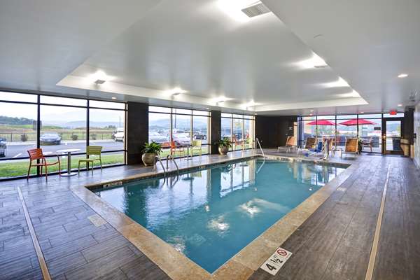 Pool - Home2 Suites by Hilton Pigeon Forge