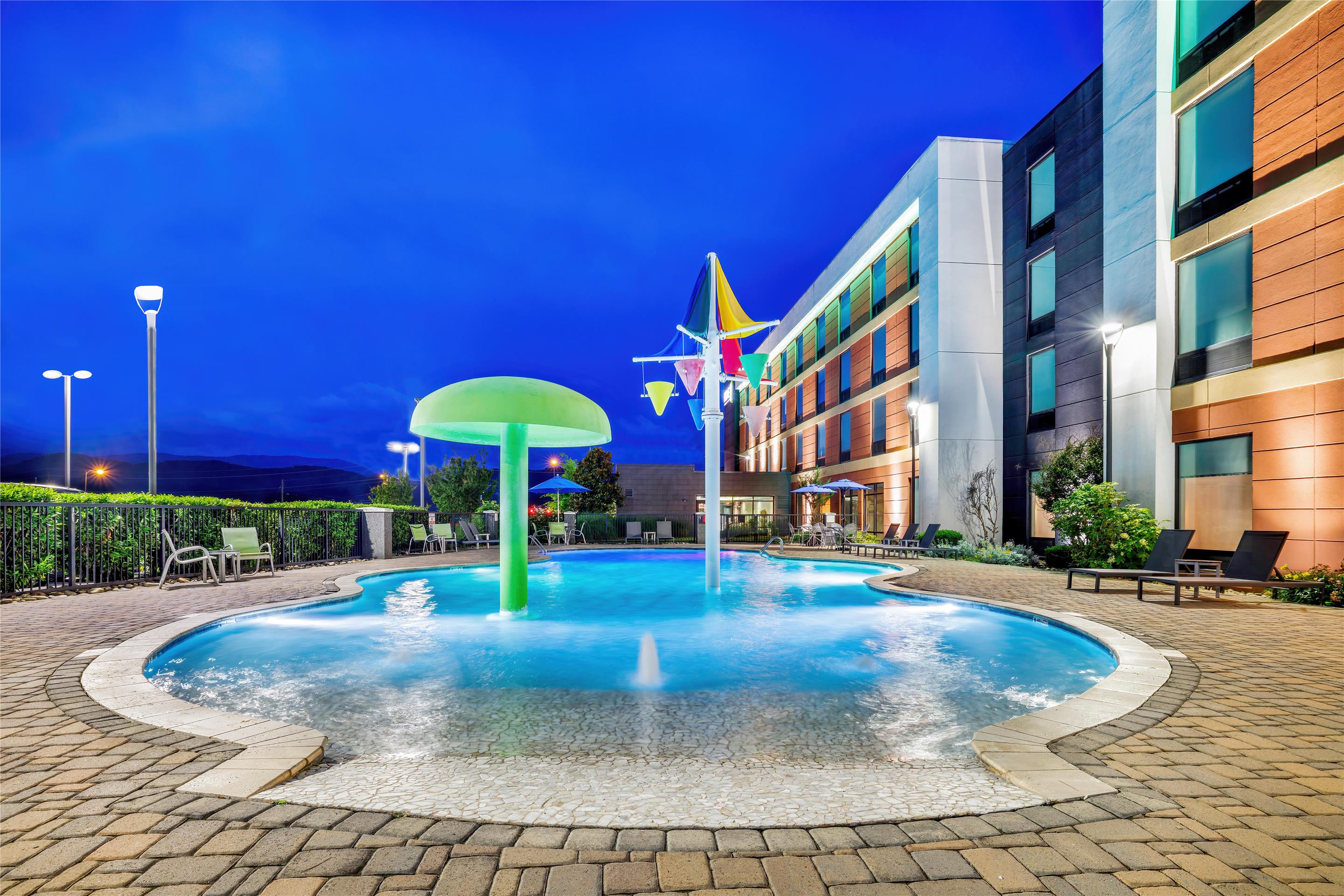 Pool | Home2 Suites by Hilton Pigeon Forge