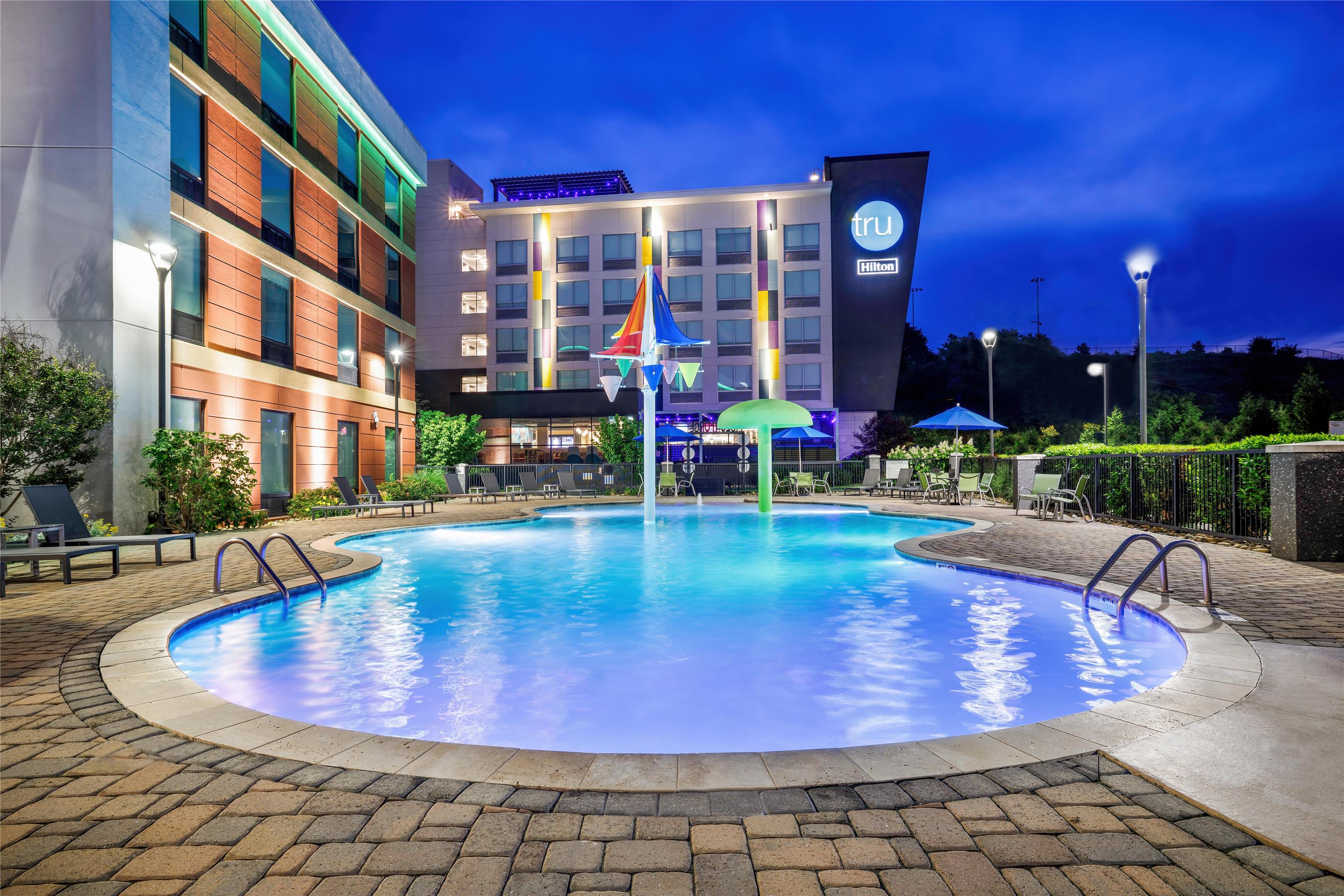 Pool | Home2 Suites by Hilton Pigeon Forge