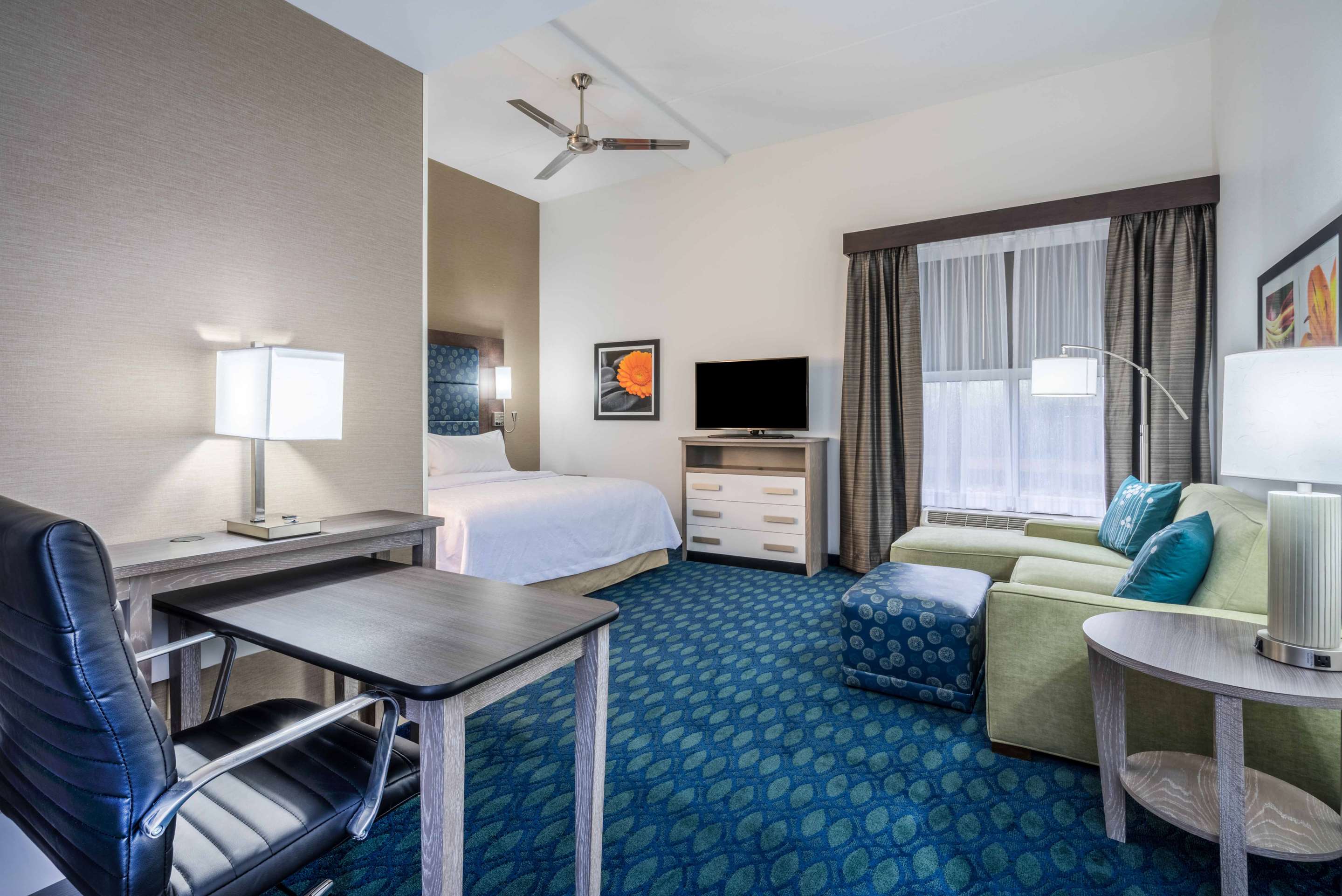 Guest room