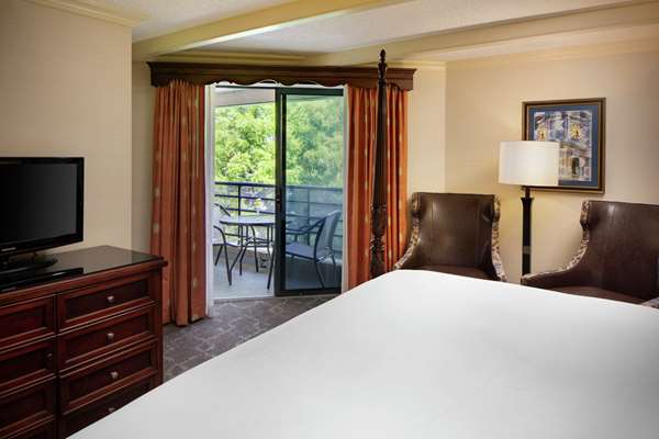  - Desmond Hotel Malvern