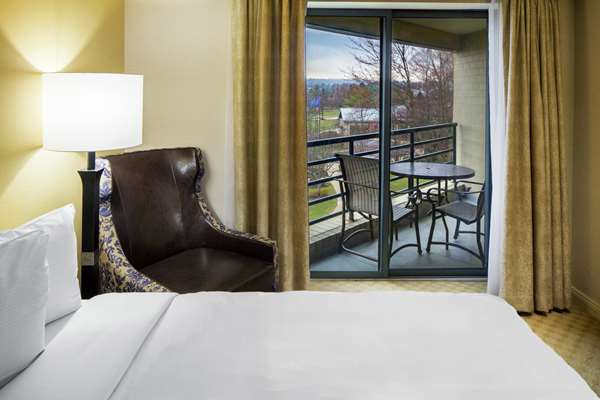  - Desmond Hotel Malvern