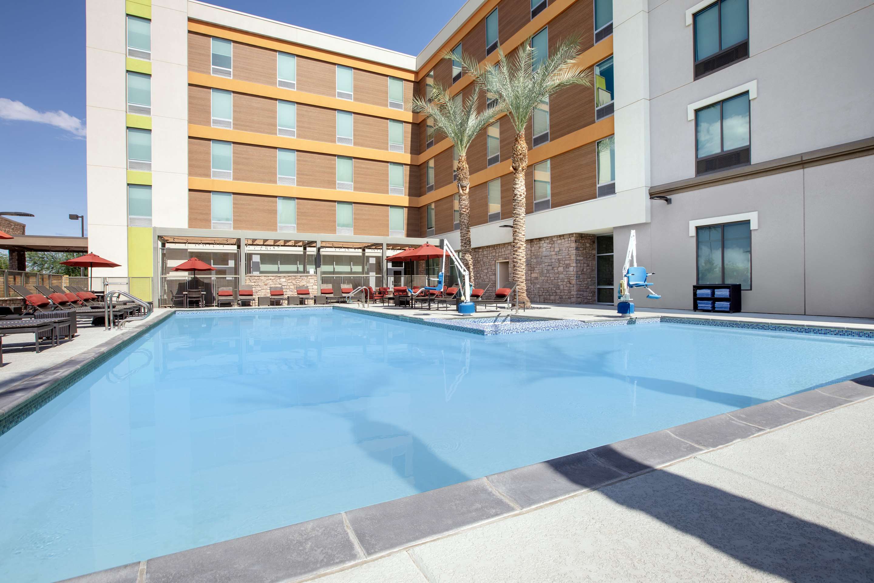 Pool | Hilton Garden Inn Phoenix-Tempe University Research Park, Az