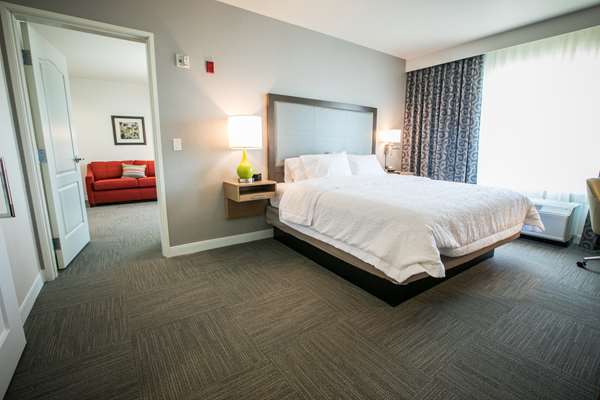  - Hampton Inn & Suites Phoenix Airport Tempe - I-10, Exit 153