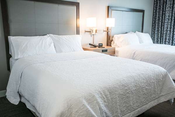  - Hampton Inn & Suites Phoenix Airport Tempe - I-10, Exit 153