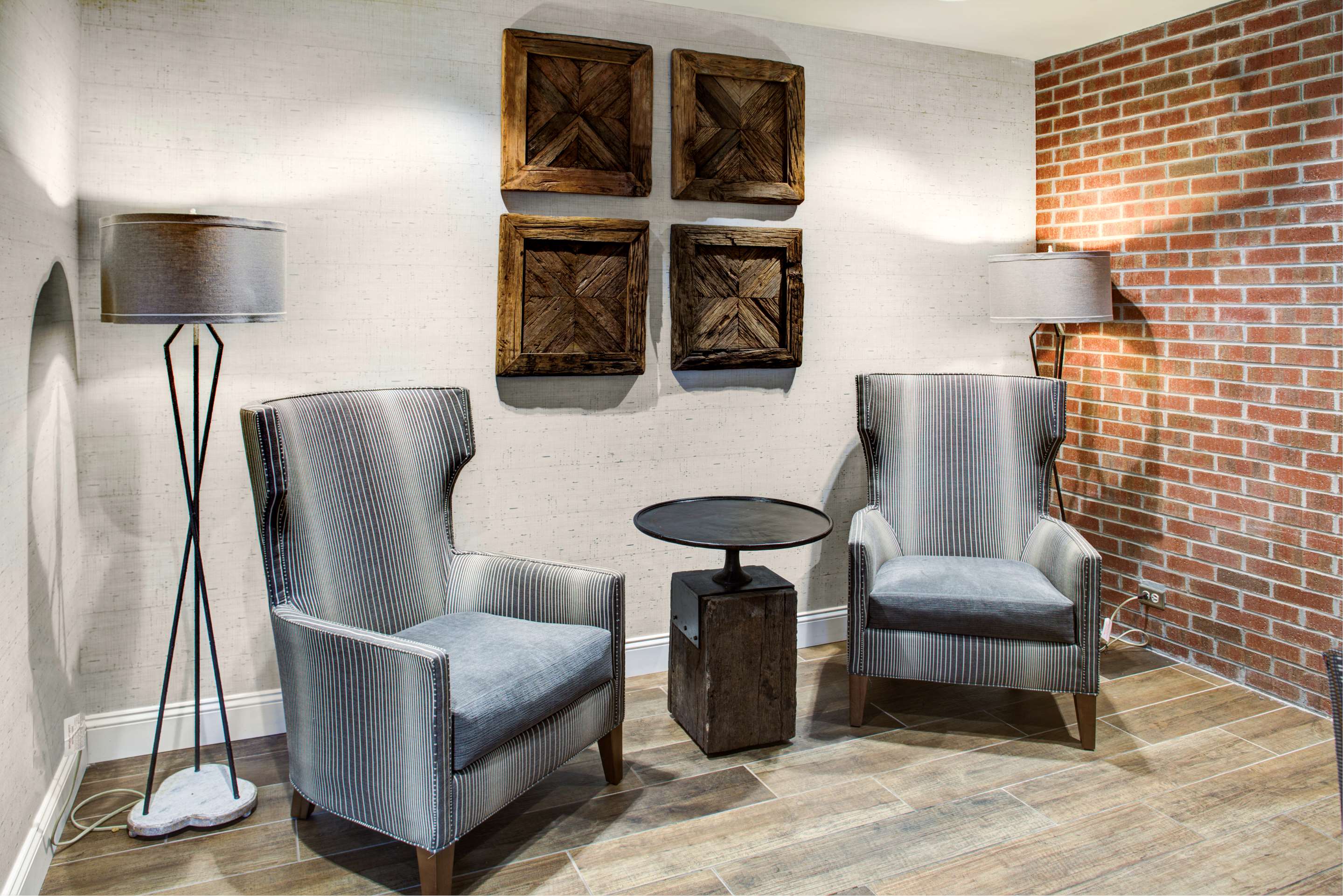 Lobby | Hampton Inn & Suites Pittsburg Kansas Crossing