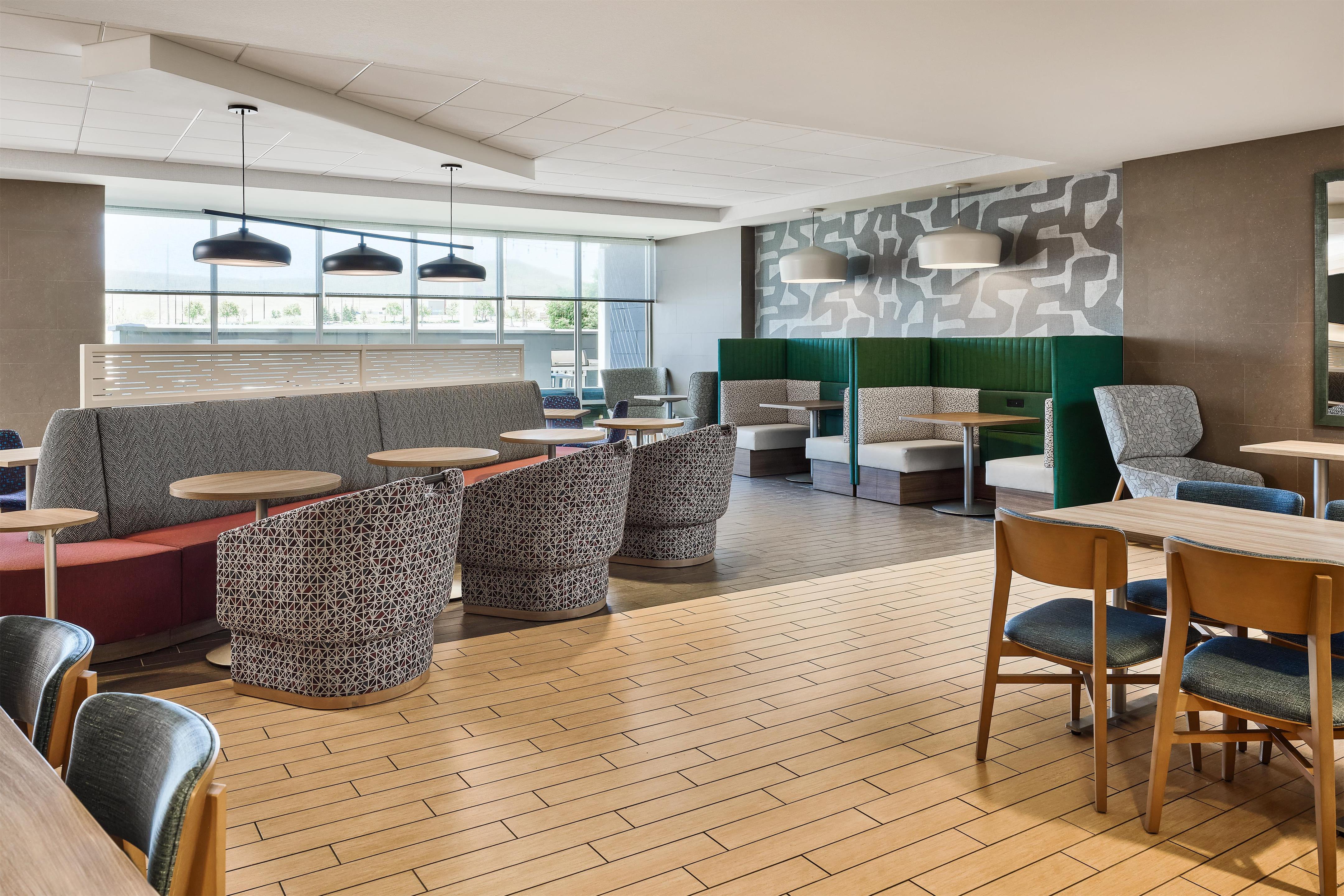 Lobby | Home2 Suites by Hilton Rapid City