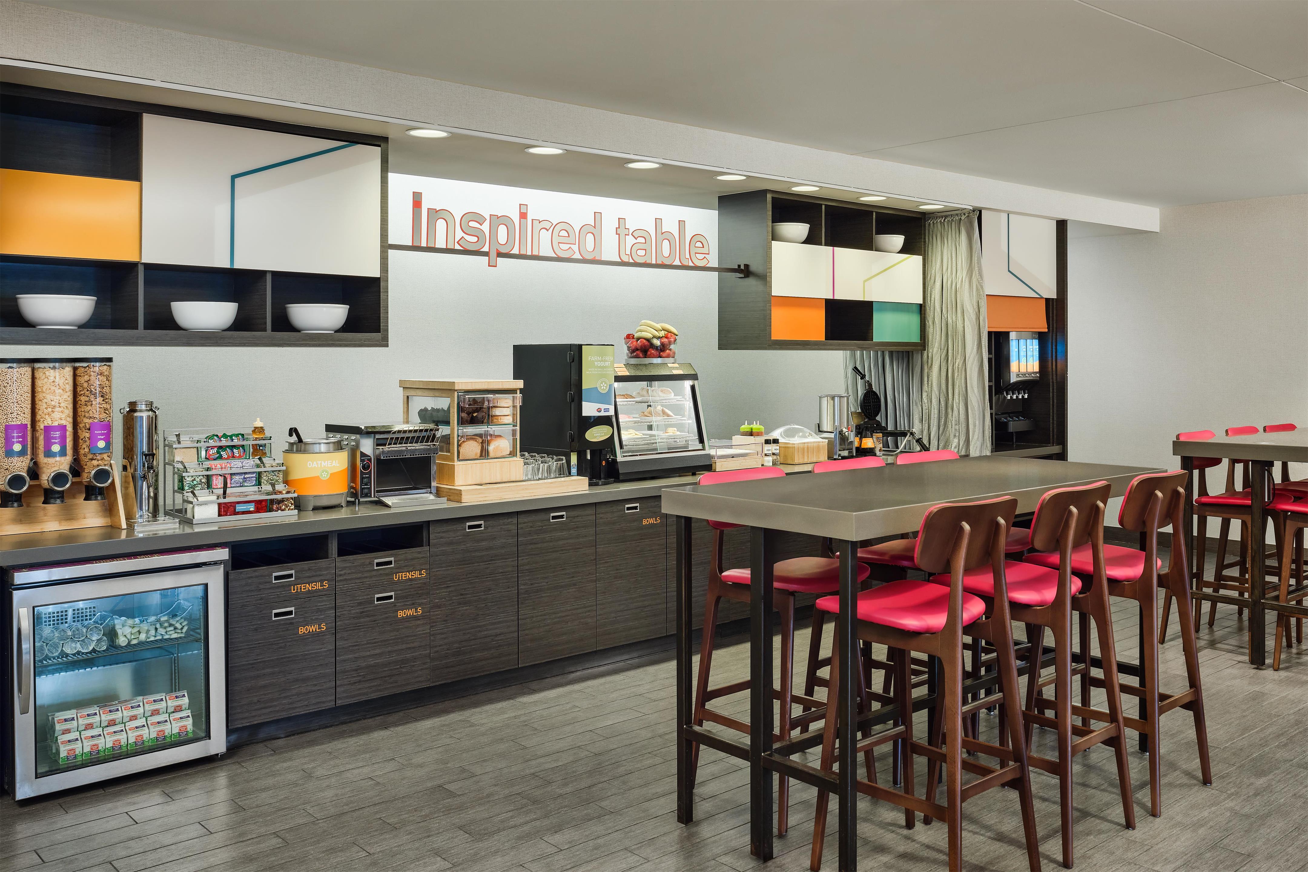 Breakfast Area | Home2 Suites by Hilton Rapid City