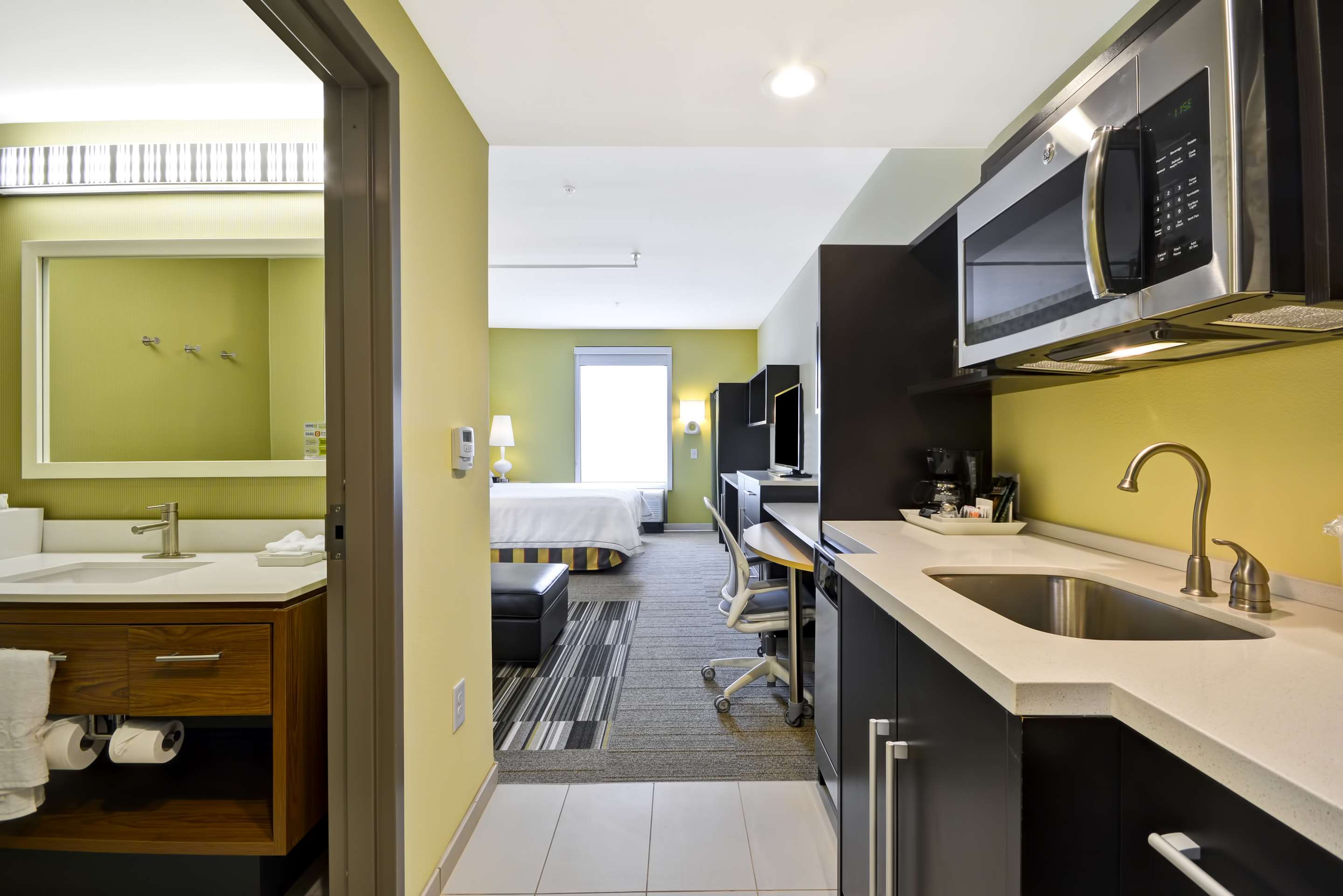 Guest room