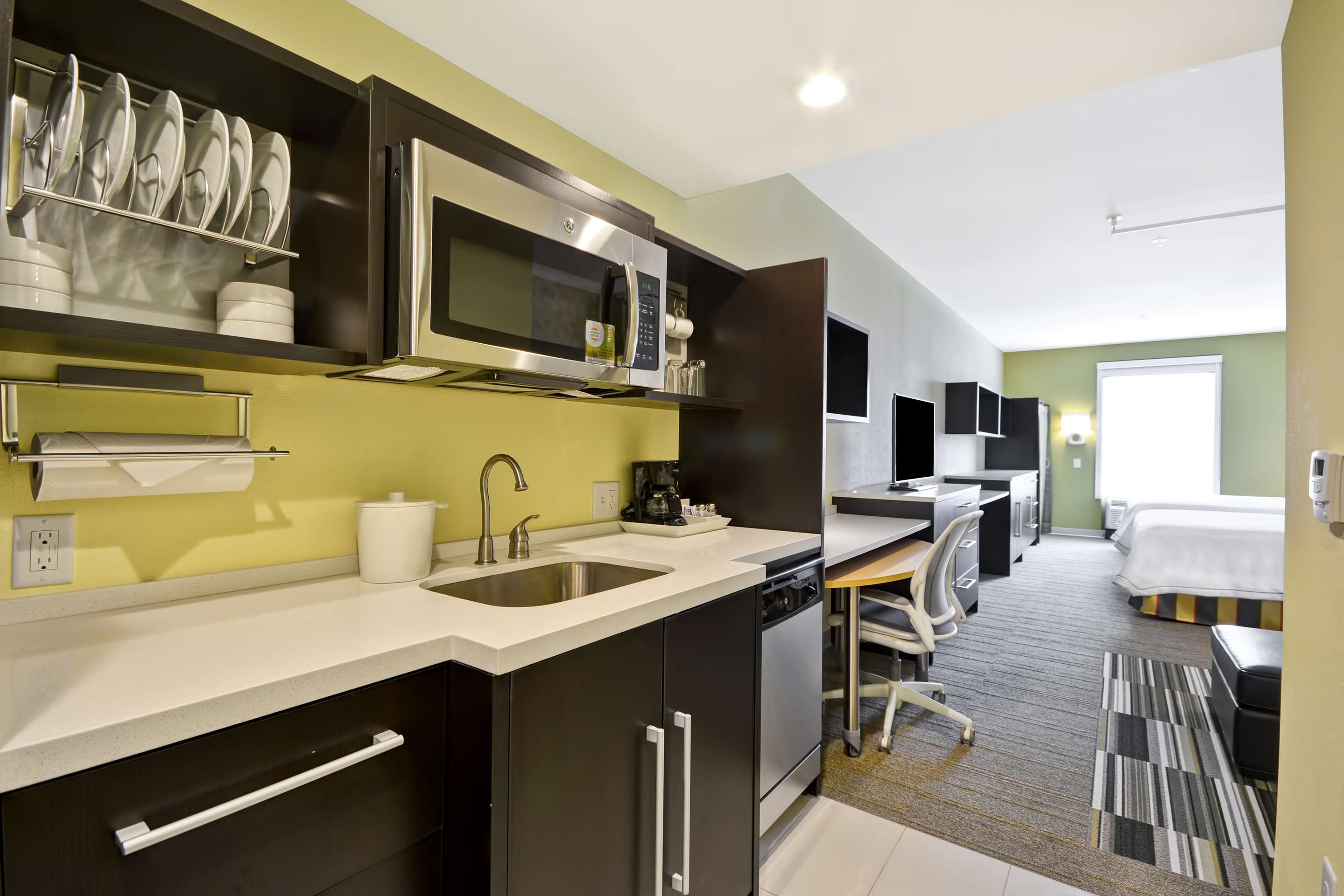 Guest room