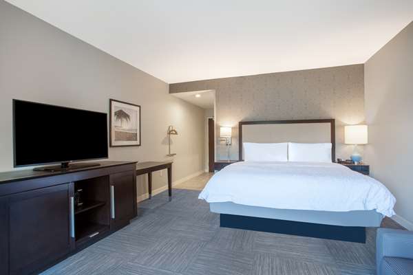  - Hampton Inn Rochester