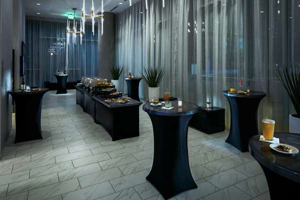 Restaurant - Hilton Garden Inn Bellevue - I-405, Exit 13B