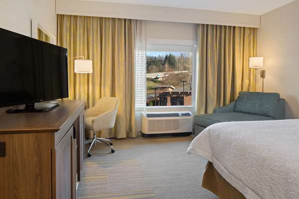  - Hampton Inn & Suites Woodinville