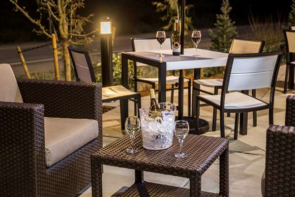 Bar - Hampton Inn & Suites Woodinville