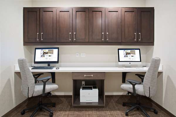 Conference Area - Hampton Inn & Suites Woodinville