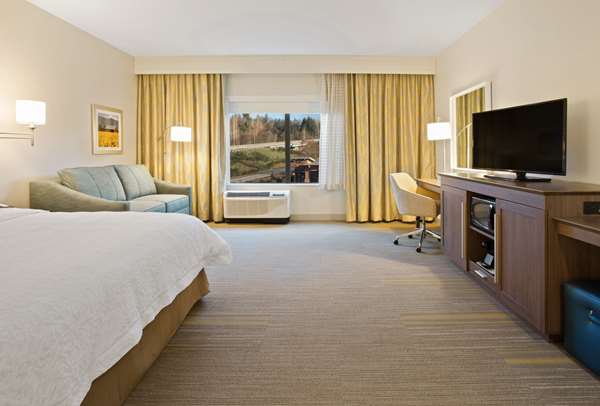  - Hampton Inn & Suites Woodinville