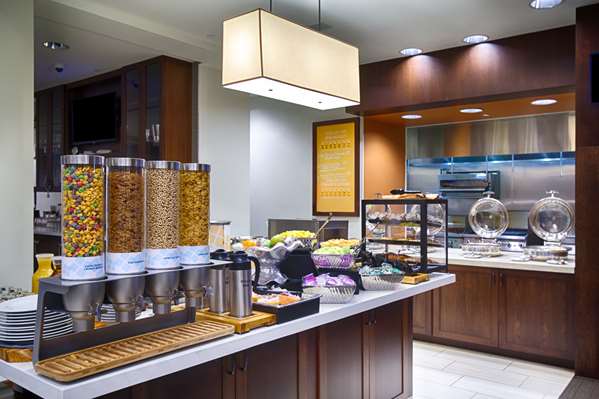 Restaurant - Hilton Garden Inn Salina